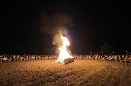 Hoguera San Juan Vicálvaro asociacionismo. vecinal